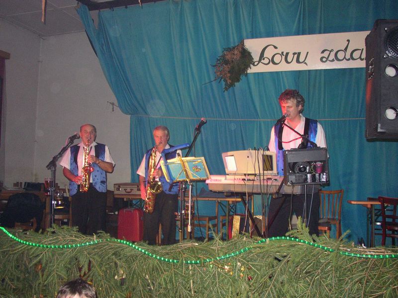 2007_horsice3.jpg